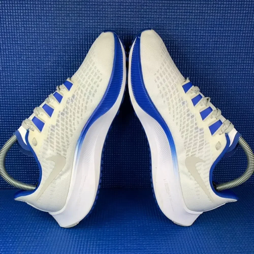 NIKE ZOOM PEGASUS 37 KENTUCKY WILDCATS Men`s Size 7 White Blue Shoes C75382-100
